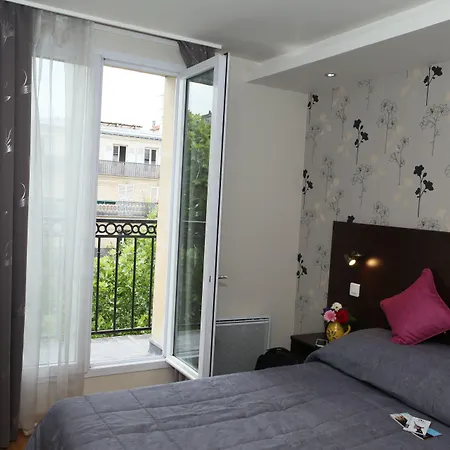 Alane Hotel 3*