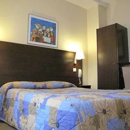 Alane Hotel